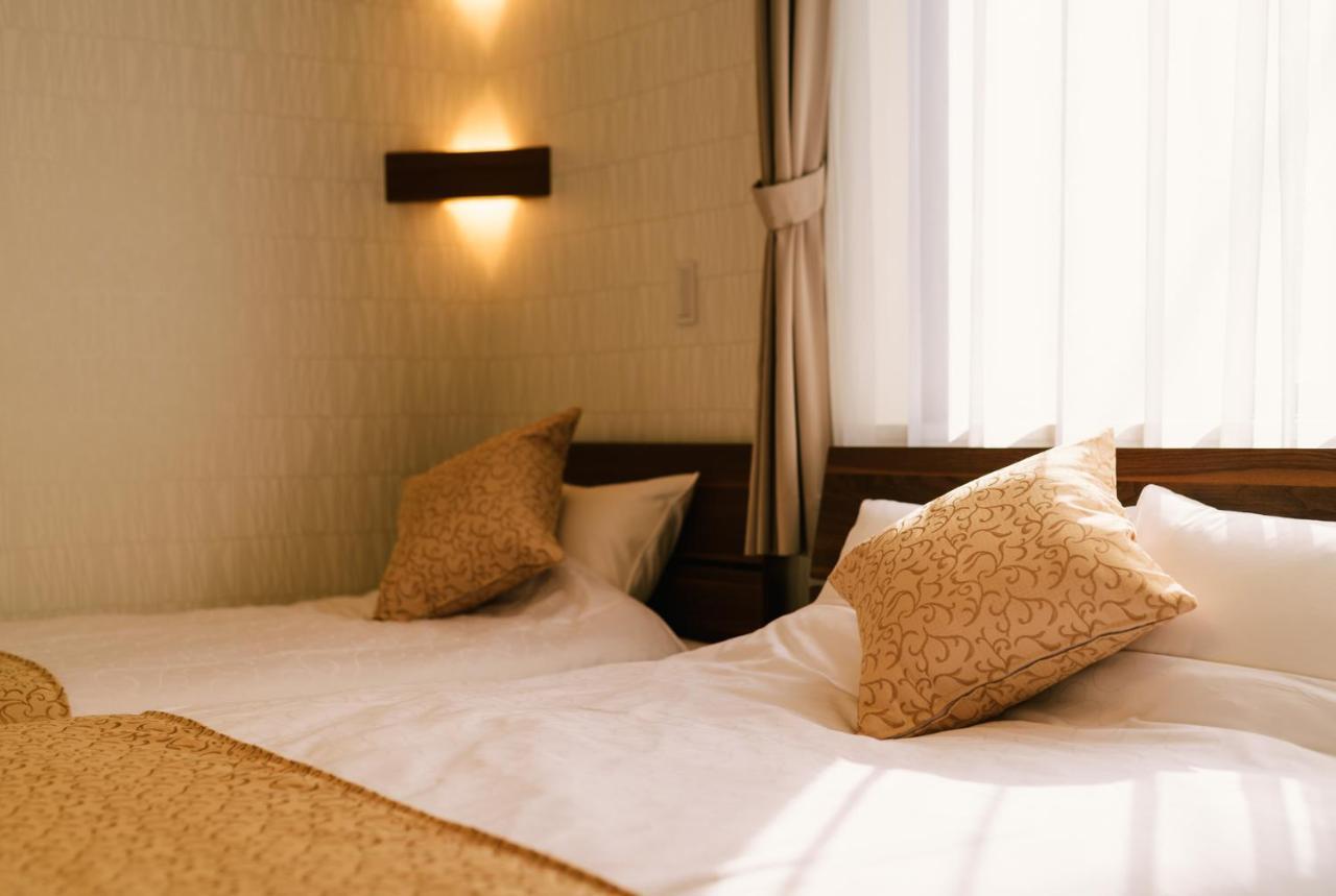 Grand Base Hakata Haruyoshi Aparthotel Fukuoka Kültér fotó